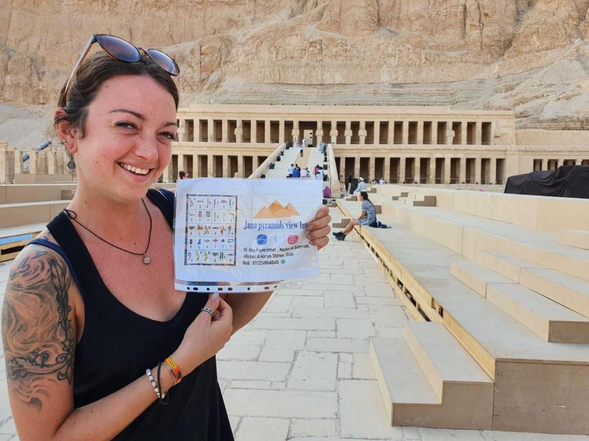 לינה וארוחת בוקר Kafret el-Gabal Jana Pyramids View In 3 מראה חיצוני תמונה