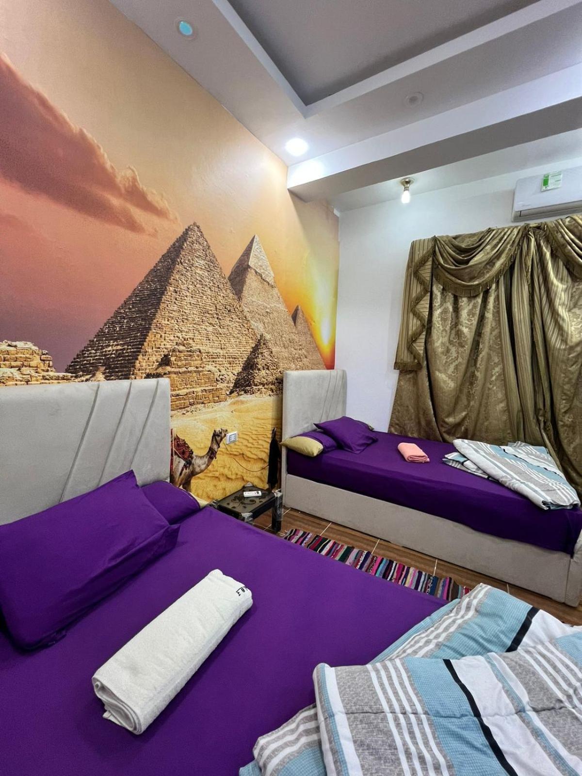 לינה וארוחת בוקר Kafret el-Gabal Jana Pyramids View In 3 מראה חיצוני תמונה