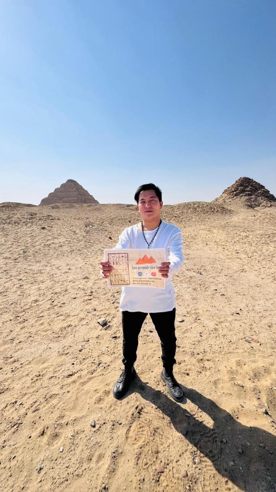 לינה וארוחת בוקר Kafret el-Gabal Jana Pyramids View In 3 מראה חיצוני תמונה